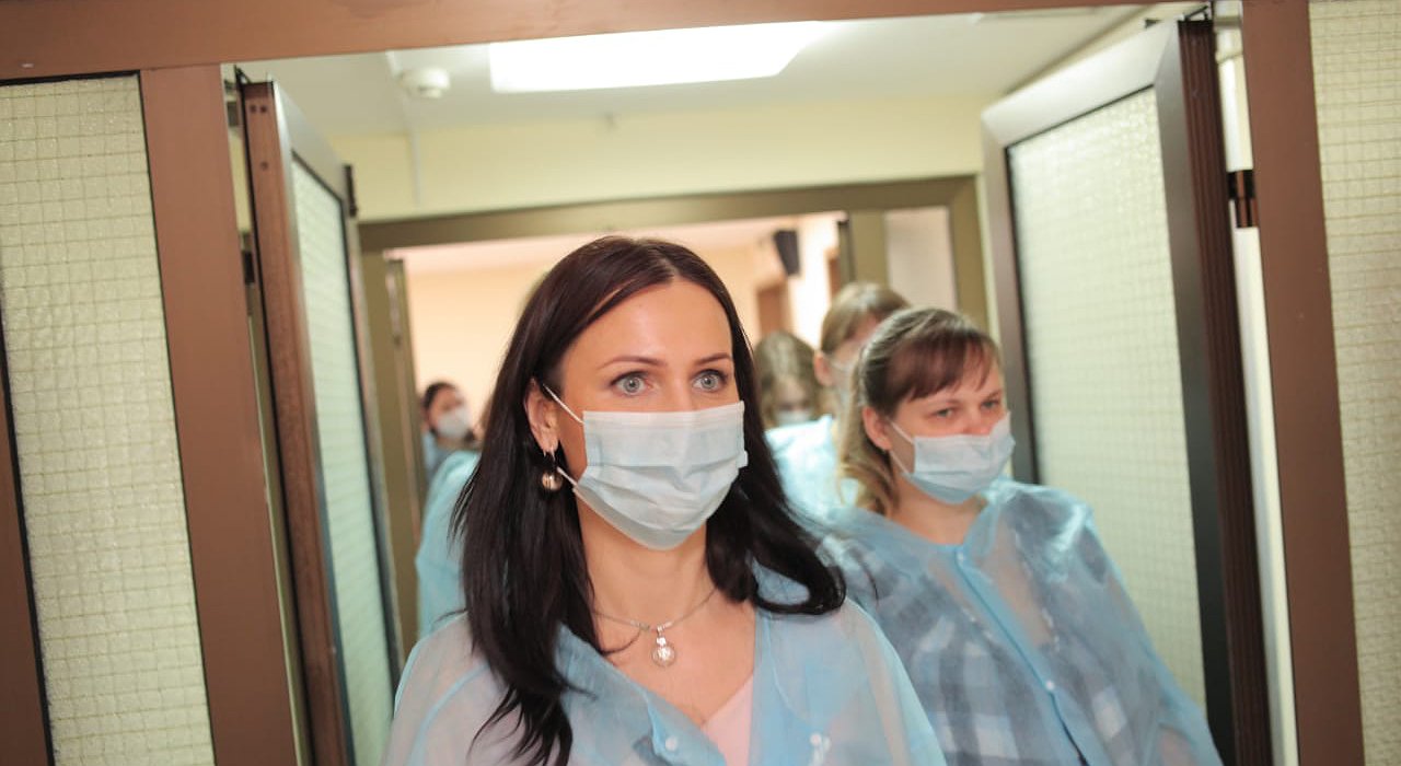 Буцкая: Минздрав должен обеспечить беременных масками для оказания им необходимой помощи