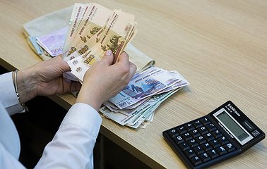 В Госдуме одобрили продление детской выплаты 10 тысяч рублей на август