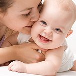 Уникальные свойства грудного молока (формирование иммунитета ребенка (и др.) связаны с питанием кормящей матери? (задали 62,75% женщин)