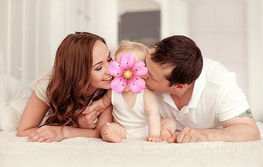 Совет Матерей! А вы выкладываете фото своих детей в социальные сети?